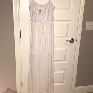 White maxi dress